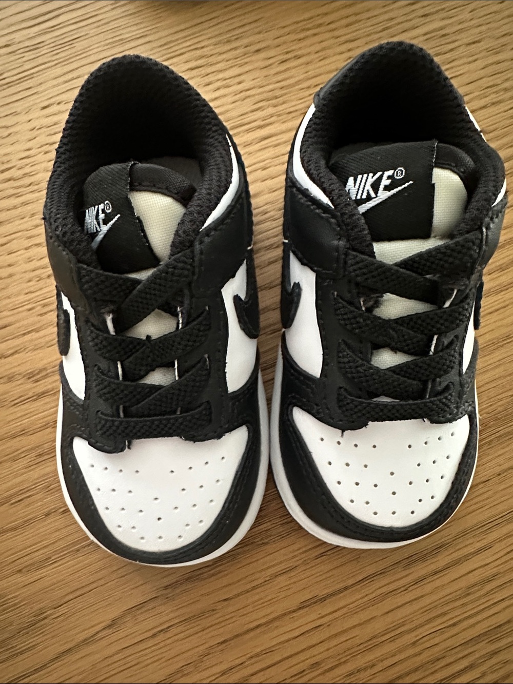 Nike Toddler Panda Dunks, Black and White. Size 4C. NEVER WORN
